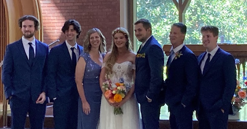 Full family on daughter Madlyn's wedding day